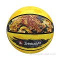 Hochwertiger Basketballball im Freien im Freien